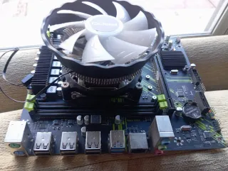 Kit Placa Base con Procesador Intel + disipador