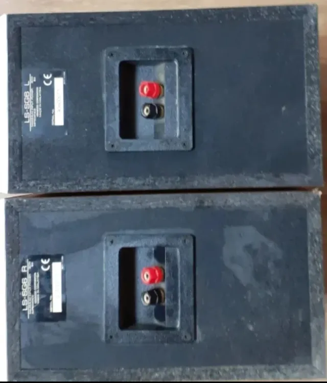 Altavoces Kenwood Marrones y Plateados