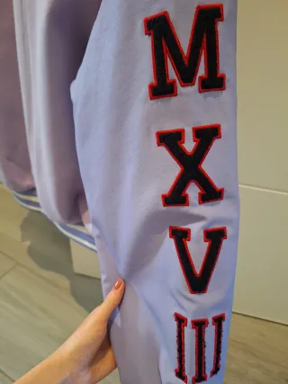 Chaqueta Bershka Lila Oversize