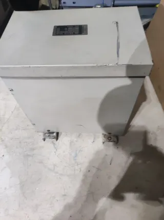 Transformador 430/230V Trifásico