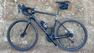 Giant Defy - Shimano 105 - ML - bicicleta carbono