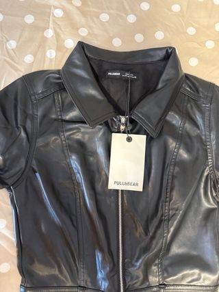 Mono cuero Pull&Bear negro largo