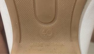 Mocasines blancos y beige de piel autentica