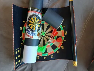 Diana magnética con dardos