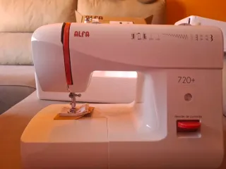 Máquina de Coser Nueva
