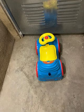 Correpasillos Chicco azul y amarillo