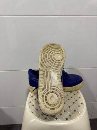 Zapatillas Nike Air Force 1 Azul y Dorado