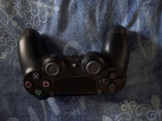 PS4 (PlayStation 4) + Mando + Juegos