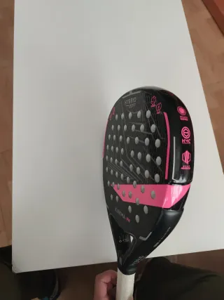 Pala Pádel Kuikma 990 Hybrid Soft Carbono