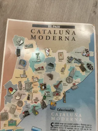 Colección pins Catalunya Moderna El País