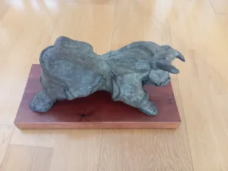 Escultura de Toro en Bronce de Cossio