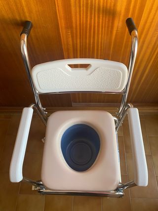 Silla de ducha/WC con ruedas