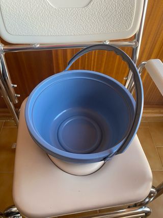 Silla de ducha/WC con ruedas