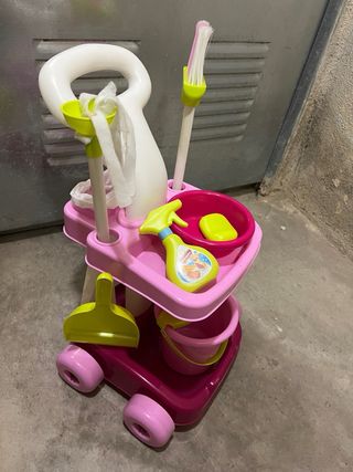 Juguete carro de limpieza