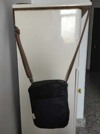 Borsello Kipling uomo verde.