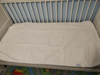 Cuna convertible en cama 70x140 cm.