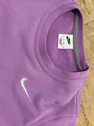 Sudadera Nike Morada