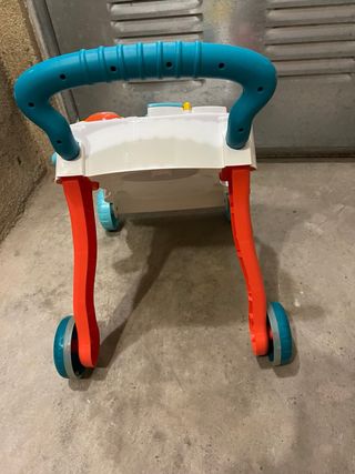 Andador bebé con actividades