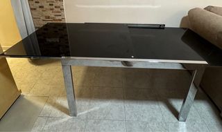URGE MESA de comedor extensible cristal y metal