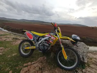 Suzuki RMX 450 Z