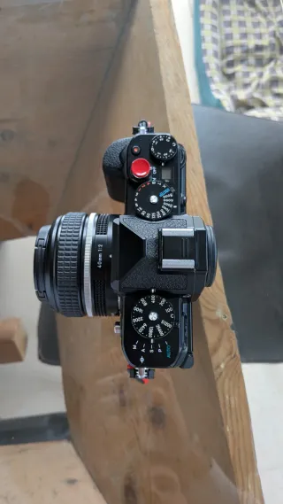 Nikon ZF + Objetivo 40mm f2