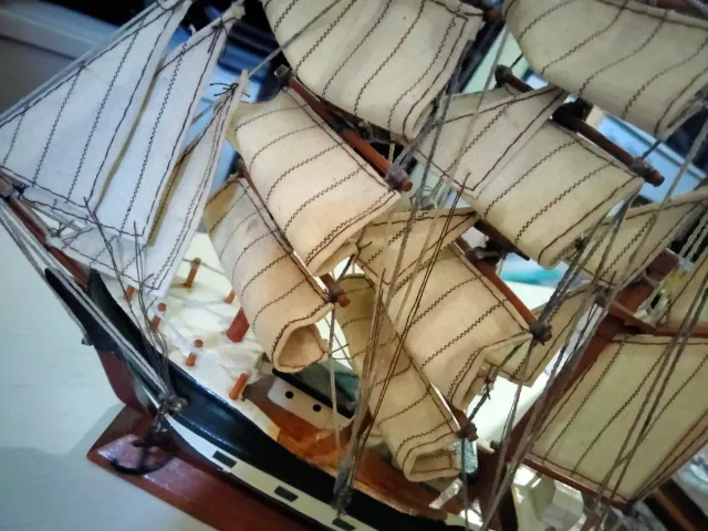 Modello di barca a vela francese