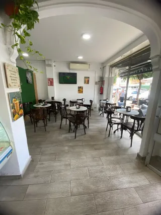 Traspaso cafetería Bar