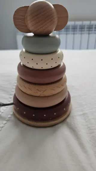 Juguete apilable madera koala.