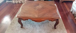 Mesa de salón de nogal maciza y raíces medidas