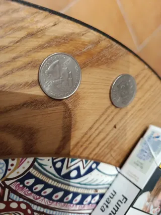 Tres monedas antiguas