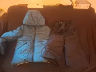 Chaqueta nieve 6 años + pantalón 4 años