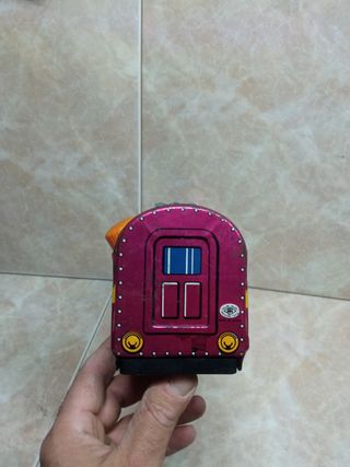 Tren de chapa vintage