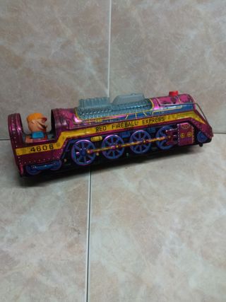 Tren de chapa vintage