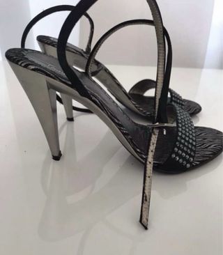 Elegantes sandalias tacón con piedras Swarowsky