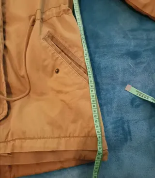 Abrigo gabardina beige con capucha SIN MARCA