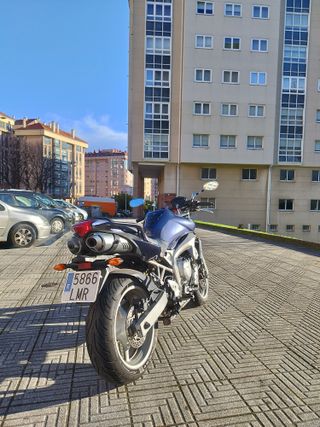 Yamaha FZ6-S