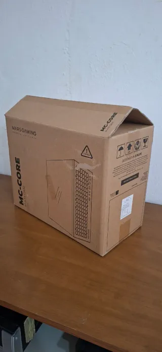 Torre PC Pentium Gold.