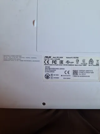 ASUS E402W Blanco
