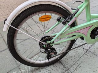 Bicicleta Infantil B-Pro 20 Mint con Cesta