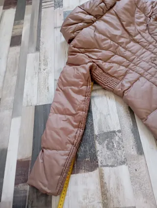 Abrigo largo marrón acolchado