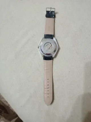 Orologio da polso con cinturino nero