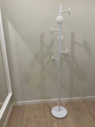 Perchero de pie metal blanco