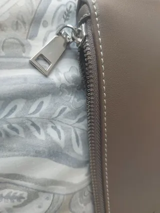 Cartera de mano Georges Rech GR color bisón