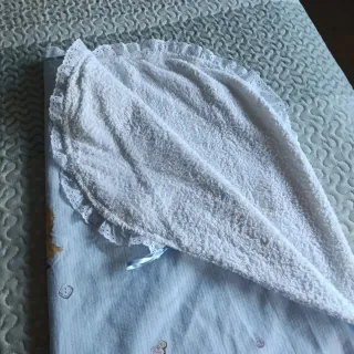 Arrullo cambiador bebé patitos