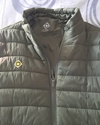 Abrigo IZAS verde oliva