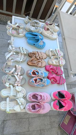 Scarpe bambina n. 27 e 28