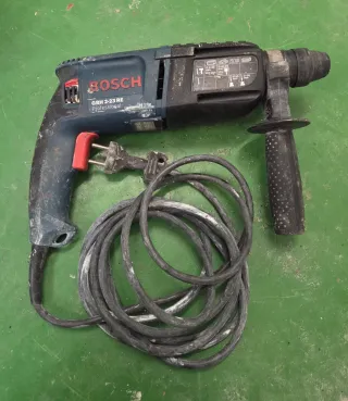Taladro perforador Bosch GBH 2-23 RE
