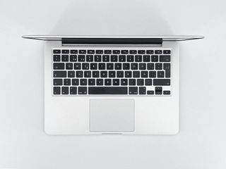 MacBook Pro 13" Intel Core i5 2.6GHz 2 núcleos - SSD 256GB - RAM 8GB