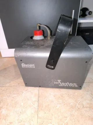 Máquina de Niebla con Líquido 5L