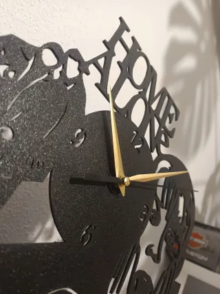 Reloj Decorativo Solo en Casa